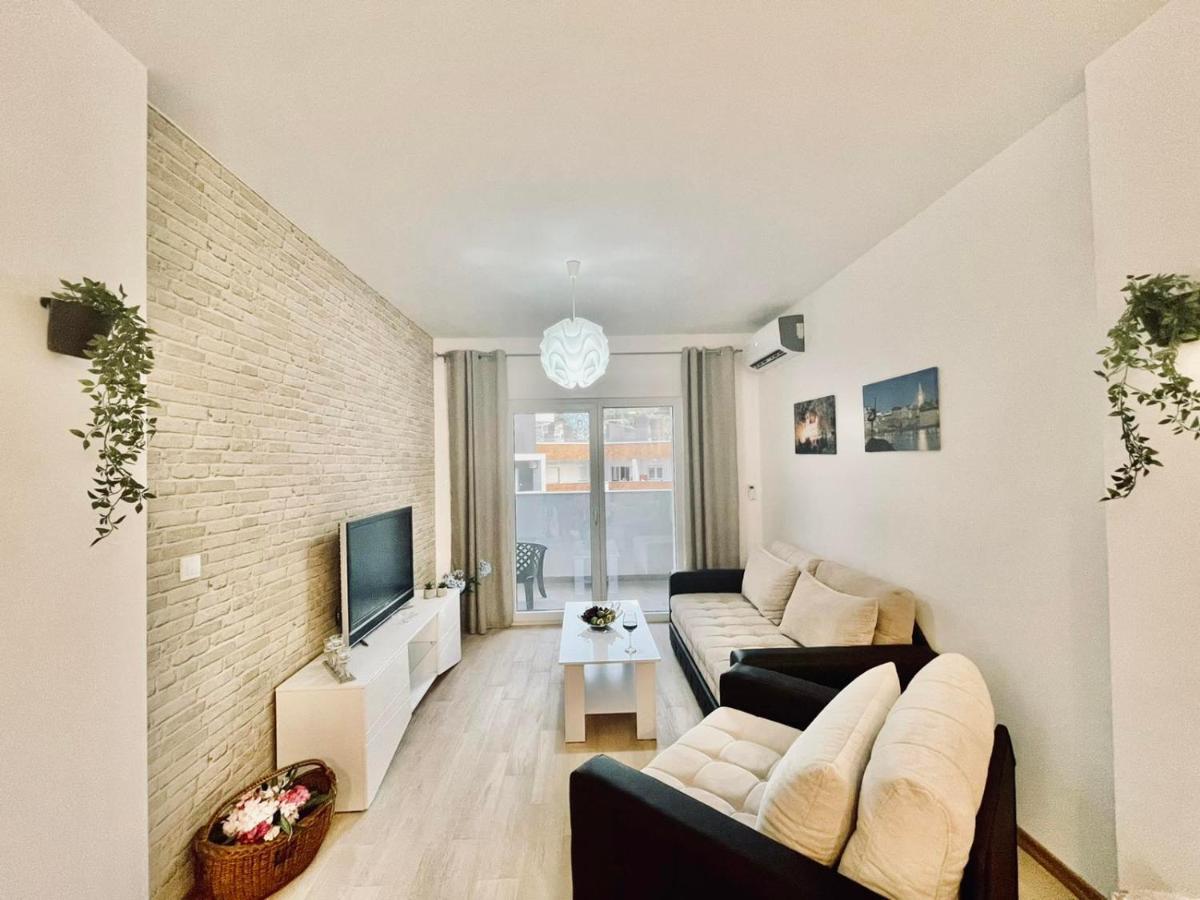 Olive Square Apartment Budva Exterior foto
