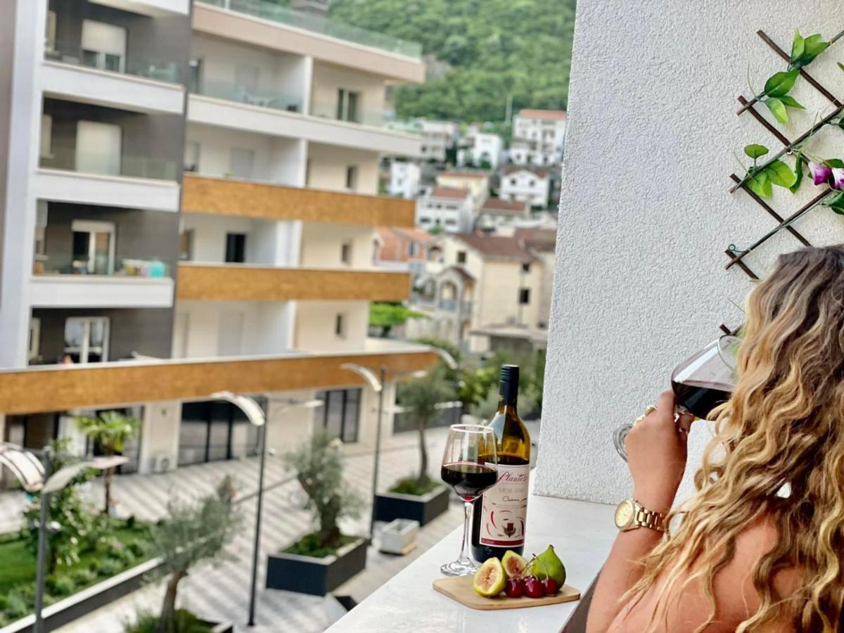 Olive Square Apartment Budva Exterior foto
