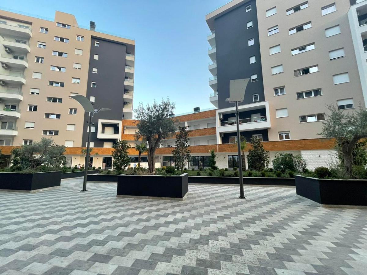 Olive Square Apartment Budva Exterior foto